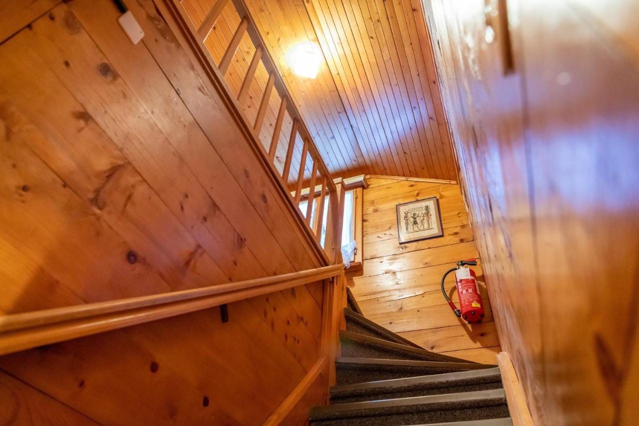 Apartmán Chalet Bambi "Marchenhaft" Grächen Exteriér fotografie